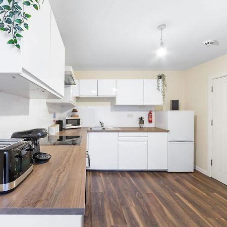 Isleworth Suites - Tw7 Dış mekan fotoğraf