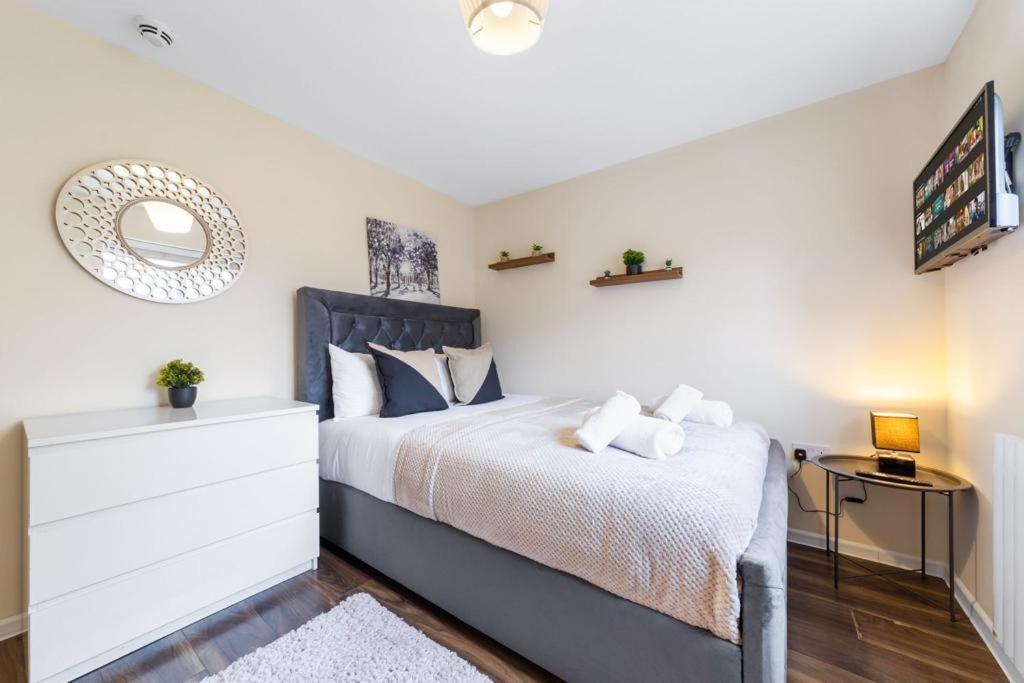 Isleworth Suites - Tw7 Dış mekan fotoğraf