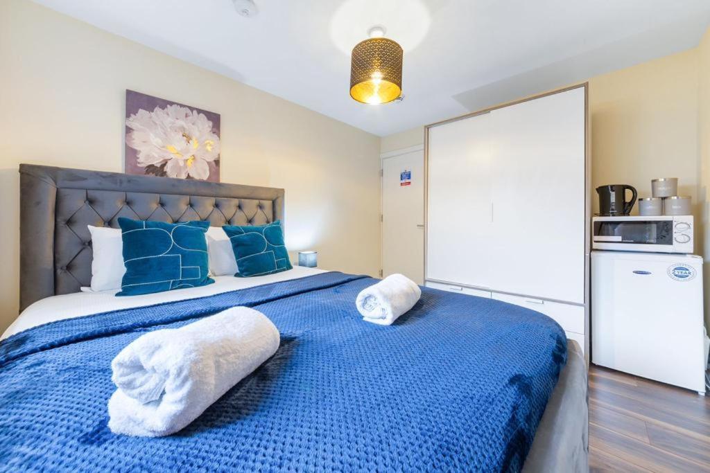 Isleworth Suites - Tw7 Dış mekan fotoğraf